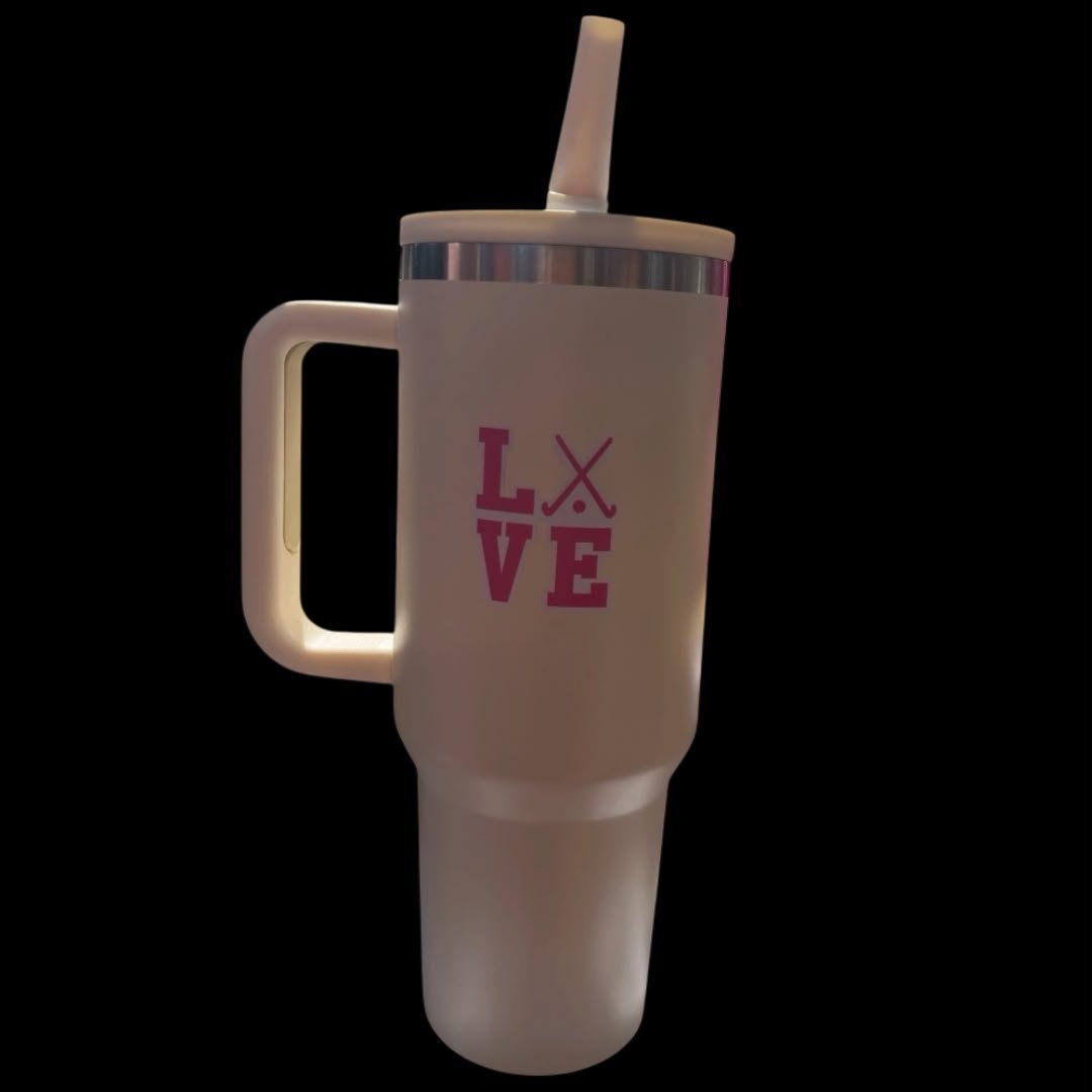 Mug térmico beige de un litro con diseño Love hockey
